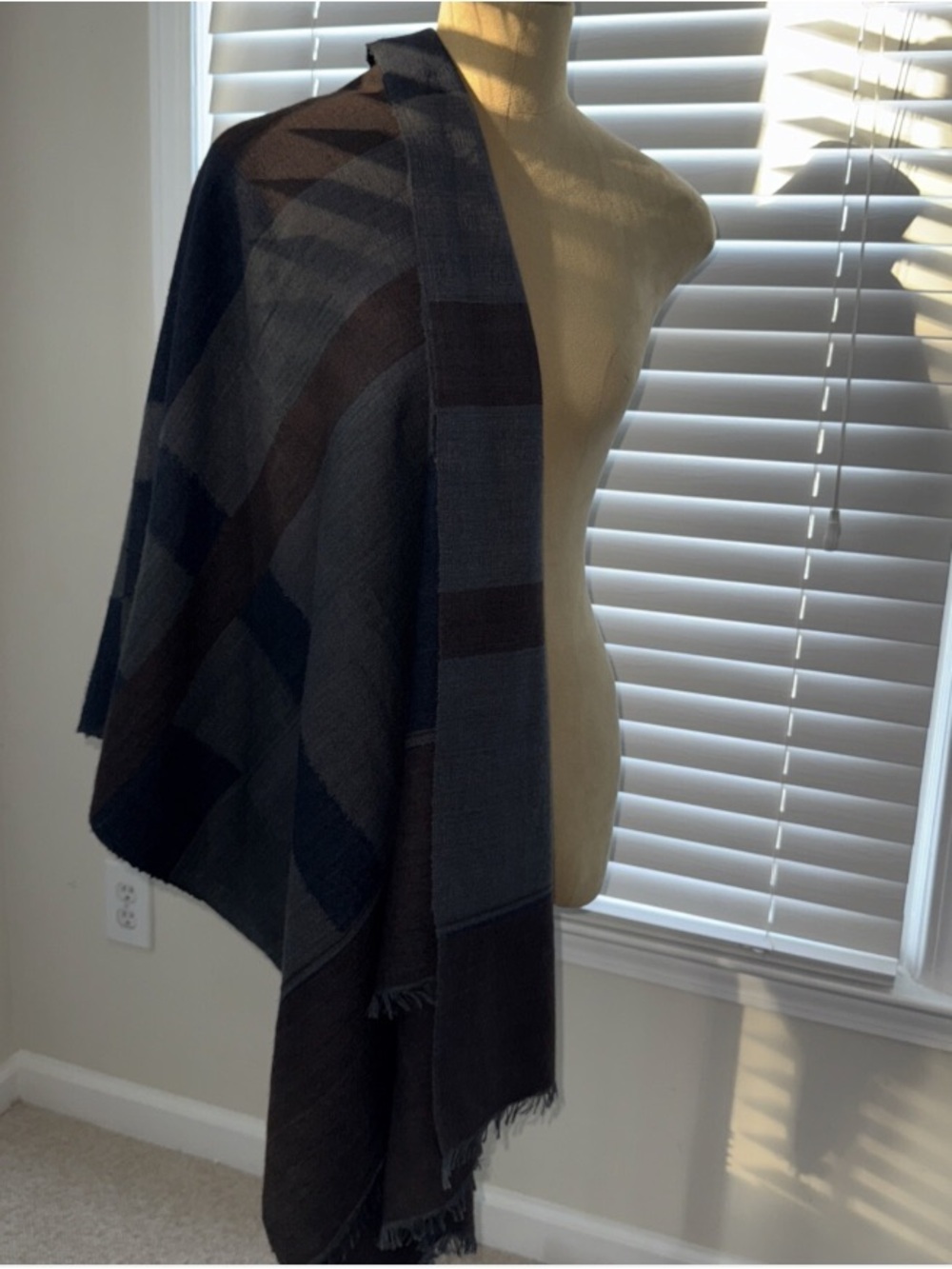 Eskander blue and brown rich plaid handwoven 100% cashmere shawl scarf 28x87